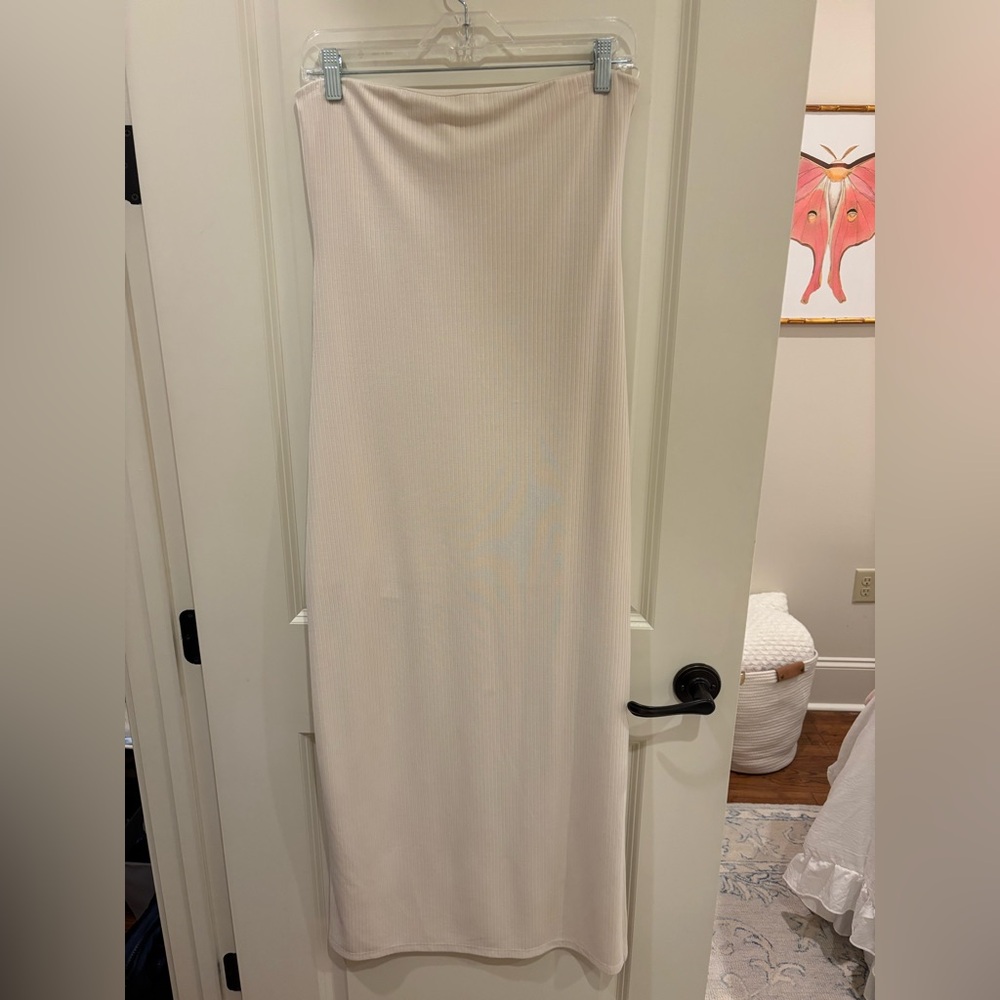 Heartloom Cream Ribbed Maxi Dress